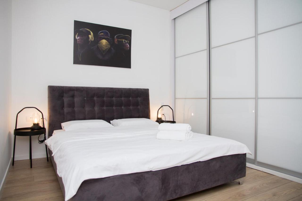 Apartments4You Etsel Bat Yam Eksteriør billede