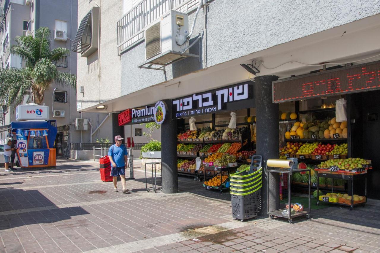 Apartments4You Etsel Bat Yam Eksteriør billede